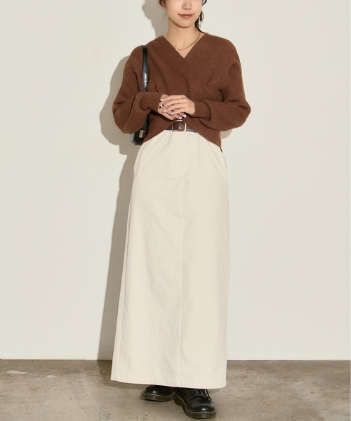 H.TOKYO(エイチトウキョウ)の「フロントクロスVネックカシュクールニット(ニット/セーター・レディース・ベージュ/ブラウン/ブラック・FREE)」の16枚目の写真