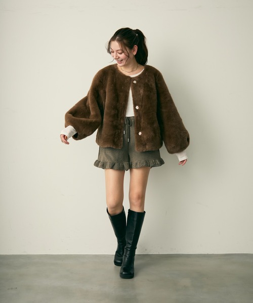 Lunea（ルネア）の「ボリュームファーブルゾン（ブルゾン・レディース・ブラウン/アイボリー/ブラック・FREE）」の10枚目の写真