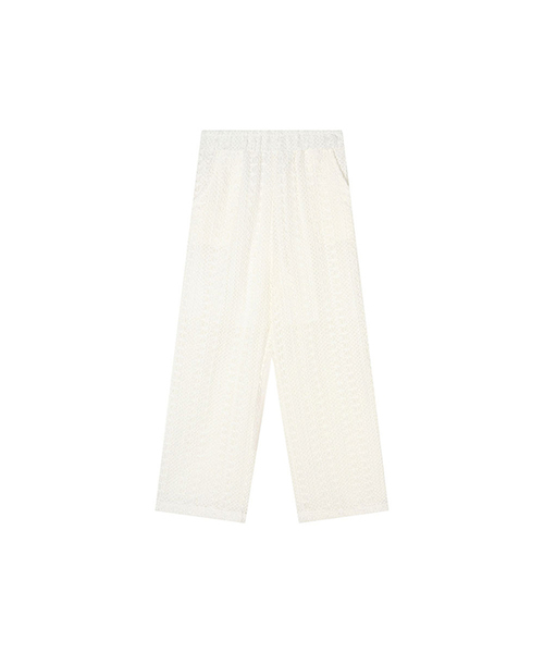 MAYVERU(メイバーユー)の「Cyndi Lace Pants _ Ivory(その他パンツ・レディース・アイボリー・FREE)」の1枚目の写真