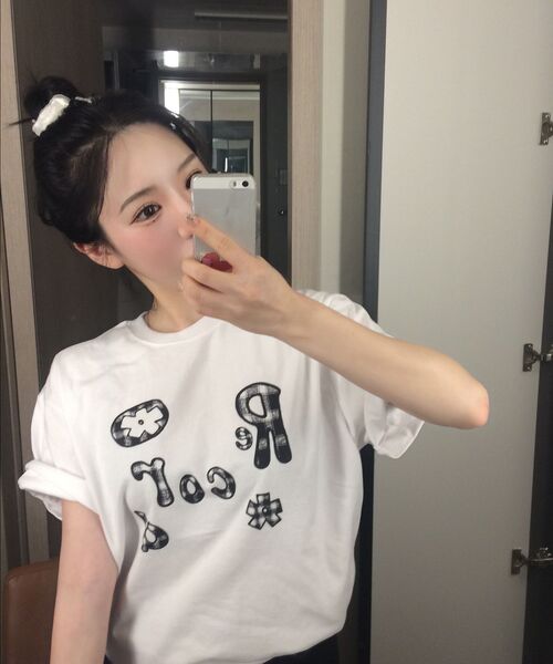 SLOW RECORD HOUSE（スローレコードハウス）の「タイポプレイレコードTシャツ_ホワイト（Tシャツ/カットソー・レディース・その他・LARGE/MEDIUM/SMALL）」の3枚目の写真