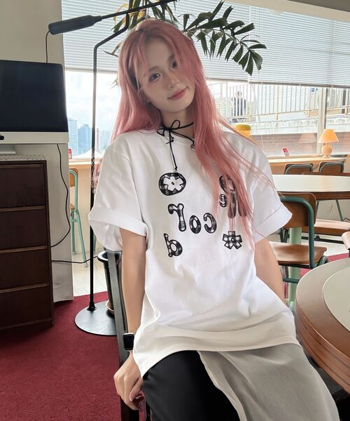 SLOW RECORD HOUSE（スローレコードハウス）の「タイポプレイレコードTシャツ_ホワイト（Tシャツ/カットソー・レディース・その他・LARGE/MEDIUM/SMALL）」の5枚目の写真