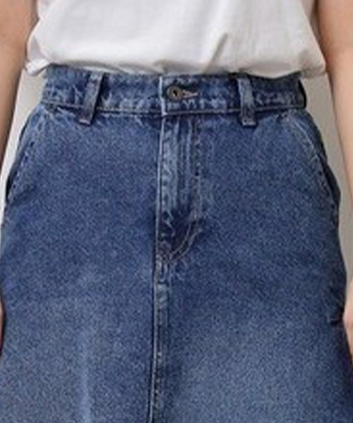DAY CLOSET(デイ クローゼット)の「【バックゴム有】揺れ感メイクサイドプリーツ。Aラインロングデニムスカート(デニムスカート・レディース・ブルー/インディゴブルー/ネイビー/ブラック・L/M)」の7枚目の写真