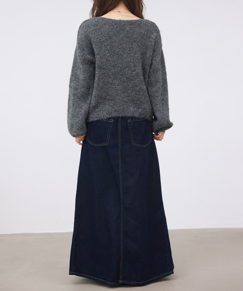 DAY CLOSET(デイ クローゼット)の「【バックゴム有】揺れ感メイクサイドプリーツ。Aラインロングデニムスカート(デニムスカート・レディース・ブルー/インディゴブルー/ネイビー/ブラック・L/M)」の5枚目の写真