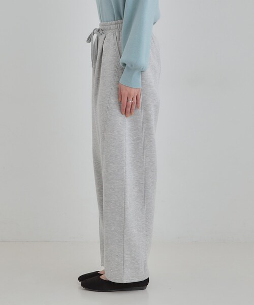 Cutie Blonde（キューティーブロンド）の「【洗濯機可/あったか/S-LL】裏起毛ストーン付き スウェットカーブパンツ（その他パンツ・レディース・ライトグレー/ブラック・04/03/02/01）」の12枚目の写真