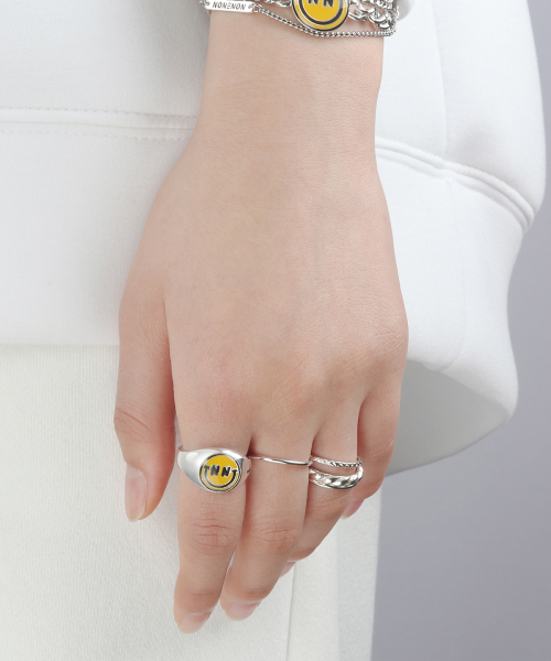 NONENON(ノンノン)の「SMILE RNG(リング・レディース・その他・SMALL/MEDIUM/LARGE)」の7枚目の写真