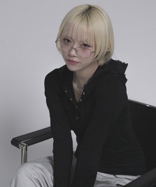 17HR(セブンティーンアワーズ)の「レースフードヘンリーネックロンT(Tシャツ/カットソー・レディース・ブラック/ホワイト・FREE)」の14枚目の写真