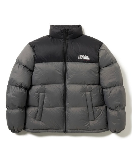 FIRST DOWN(ファーストダウン)の「FIRST DOWN LIGHT BUBBLE DOWN JKT(ファーストダウン ライトバブルダウンジャケット)(ダウンジャケット/コート・メンズ・パープル/グレー/ブラック・MEDIUM/X-LARGE/LARGE)」の12枚目の写真