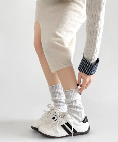 Shoes in Closet(シューズインクローゼット)の「超軽量 替え紐サテンリボン & パール付 サイドライン スニーカー 2745(スニーカー・レディース・ブラック/ホワイト×ブラック/ホワイト×グレー・M/S/XL/L)」の6枚目の写真