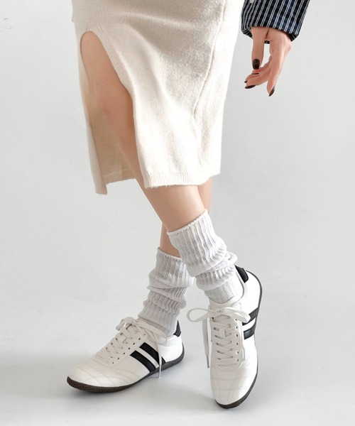 Shoes in Closet(シューズインクローゼット)の「超軽量 替え紐サテンリボン & パール付 サイドライン スニーカー 2745(スニーカー・レディース・ブラック/ホワイト×ブラック/ホワイト×グレー・M/S/XL/L)」の7枚目の写真