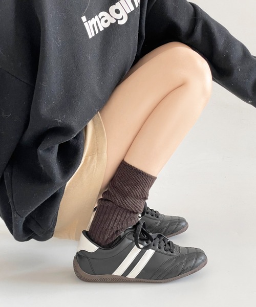 Shoes in Closet(シューズインクローゼット)の「超軽量 替え紐サテンリボン & パール付 サイドライン スニーカー 2745(スニーカー・レディース・ブラック/ホワイト×ブラック/ホワイト×グレー・M/S/XL/L)」の17枚目の写真