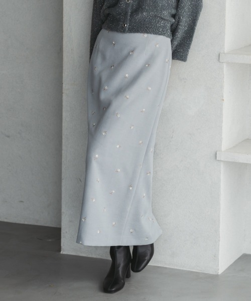 31 Sons de mode(トランテアン ソン ドゥ モード)の「2025秋冬新作 刺繍タイトスカート(スカート・レディース・ブルー/ブラウン/ベージュ・S/M)」の3枚目の写真