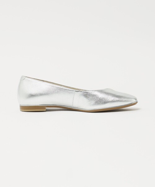 ODETTE E ODILE（オデットエオディール）の「ソフトVカット フラット15↓↑（パンプス・レディース・オフホワイト/シルバー/ベージュ・22.5cm/24.5cm/23cm/25cm/24cm/23.5cm/22cm）」の9枚目の写真