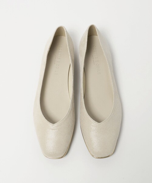 ODETTE E ODILE（オデットエオディール）の「ソフトVカット フラット15↓↑（パンプス・レディース・オフホワイト/シルバー/ベージュ・22.5cm/24.5cm/23cm/25cm/24cm/23.5cm/22cm）」の15枚目の写真