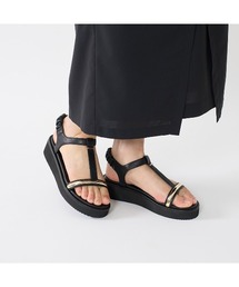 柔らか厚底ストラップサンダル