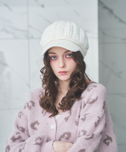 Lovilyn（ラヴィリン）の「ケーブルニットキャスケット（キャスケット・レディース・ブラック/ホワイト/ベージュ・FREE）」の5枚目の写真
