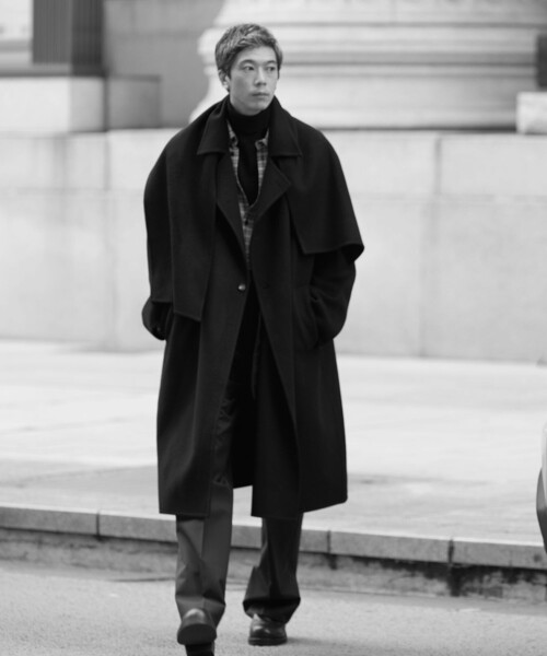 ADAM ET ROPE'（アダムエロペ）の「カシミヤ ダブルフェイス セミダブルコート / マフラー付き（ステンカラーコート・メンズ・ブラック・L/M）」の7枚目の写真