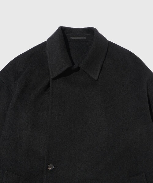 ADAM ET ROPE'（アダムエロペ）の「カシミヤ ダブルフェイス セミダブルコート / マフラー付き（ステンカラーコート・メンズ・ブラック・L/M）」の11枚目の写真