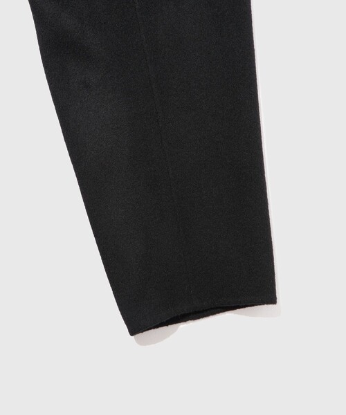 ADAM ET ROPE'（アダムエロペ）の「カシミヤ ダブルフェイス セミダブルコート / マフラー付き（ステンカラーコート・メンズ・ブラック・L/M）」の16枚目の写真