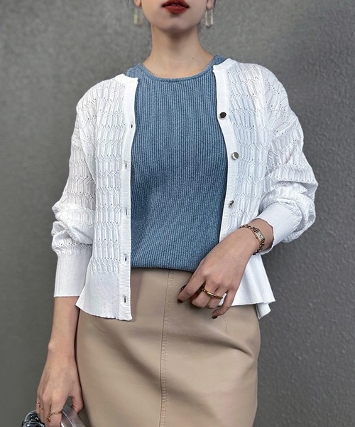 Emma Taylor（エマテイラー）の「ジオメトリックジャガードキーネックカーディガン（カーディガン/ボレロ・レディース・ブラック/ホワイト/チャコールグレー・FREE）」の5枚目の写真