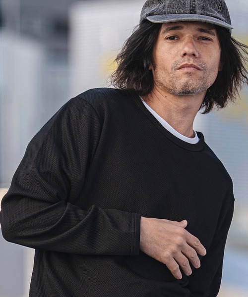CAMBIO(カンビオ)の「mlt5563- ハニカムワッフルライクジャガード編みCNロンT(CA02-61208)(Tシャツ/カットソー・メンズ・ブラック/グレー/オフホワイト・M/L/XL)」の5枚目の写真