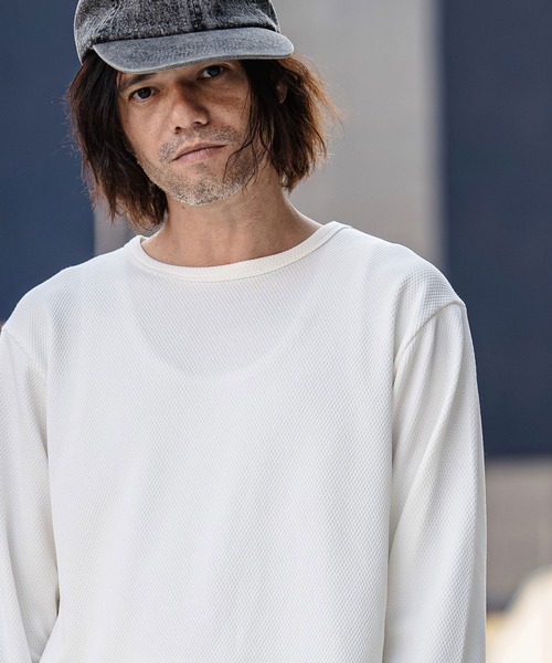 CAMBIO(カンビオ)の「mlt5563- ハニカムワッフルライクジャガード編みCNロンT(CA02-61208)(Tシャツ/カットソー・メンズ・ブラック/グレー/オフホワイト・M/L/XL)」の11枚目の写真