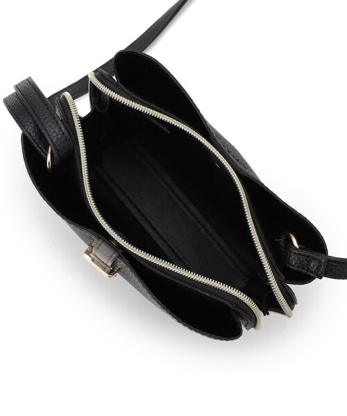 ITS'DEMO（イッツデモ）の「ベルト三層ミニショルダー（ショルダーバッグ・レディース・ブラック/ブロンズ/グレー/ライトベージュ・00）」の7枚目の写真