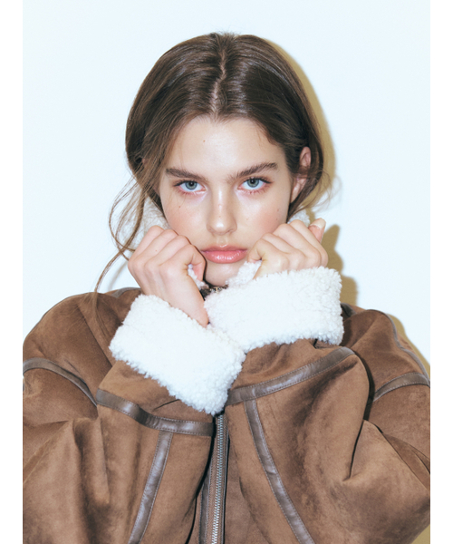 ETMON（エトモン）の「Lined Suede Mustang Coat, Brown（ムートンコート・レディース・その他・FREE）」の3枚目の写真