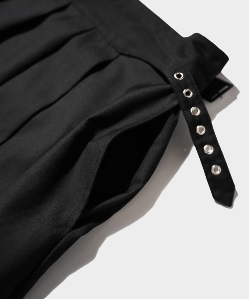Camphor wood（カンファーウッド）の「EYELET PLEATS WRAP SKIRT / アイレットプリーツラップスカート（スカート・メンズ・ブラック・LARGE/MEDIUM）」の12枚目の写真