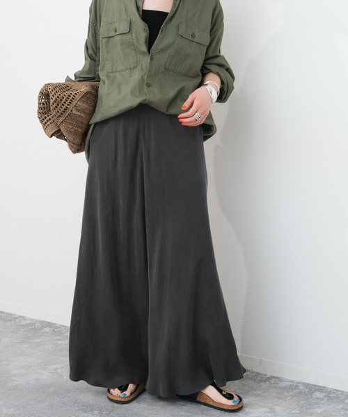 Spick & Span(スピックアンドスパン)の「《新色有り / 追加》ウォッシャブルキュプラフレアスカート(スカート・レディース・ブラックミックス/カーキ/ベージュ系その他・38/36)」の9枚目の写真