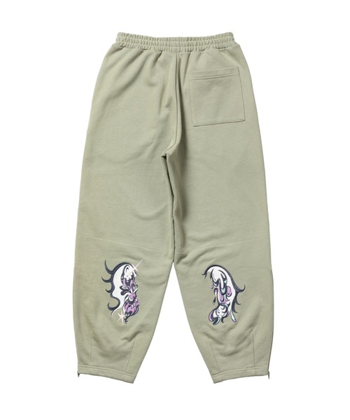TXA(ティーエックスエー)の「田中かえ Embroidery Sweatpants(スウェットパンツ・メンズ・チャコール/オリーブ・1)」の4枚目の写真