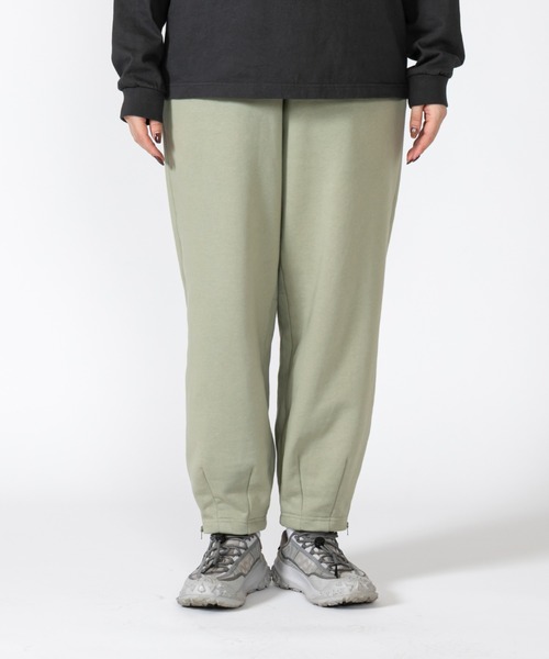 TXA(ティーエックスエー)の「田中かえ Embroidery Sweatpants(スウェットパンツ・メンズ・チャコール/オリーブ・1)」の21枚目の写真