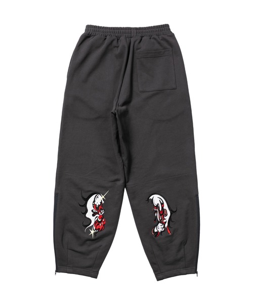 TXA(ティーエックスエー)の「田中かえ Embroidery Sweatpants(スウェットパンツ・メンズ・チャコール/オリーブ・1)」の13枚目の写真
