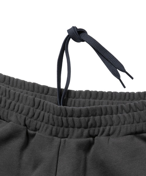 TXA(ティーエックスエー)の「田中かえ Embroidery Sweatpants(スウェットパンツ・メンズ・チャコール/オリーブ・1)」の16枚目の写真
