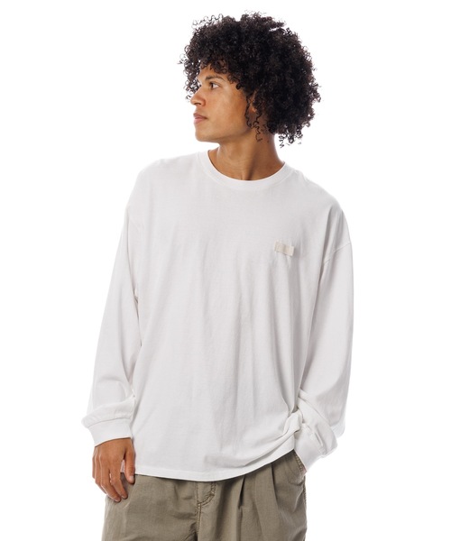 Sandinista(サンディニスタ)の「American Cotton Holder L-S Tee / アメリカンコットン後染めホルダー付き長袖Tシャツ(Tシャツ/カットソー・メンズ・ホワイト/キャメル/ブラック系その他/ブルー・SMALL/MEDIUM/LARGE)」の1枚目の写真