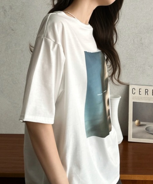 Eclat one(エクラワン)の「【Eclat one】フォトプリント Tシャツ(Tシャツ/カットソー・レディース・ブルー/オフホワイト/ライム・FREE)」の21枚目の写真