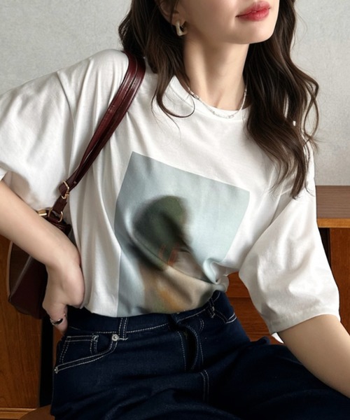 Eclat one(エクラワン)の「【Eclat one】フォトプリント Tシャツ(Tシャツ/カットソー・レディース・ブルー/オフホワイト/ライム・FREE)」の4枚目の写真