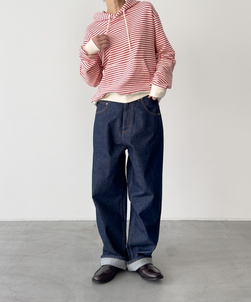 CANAL JEAN(キャナルジーン)の「SLEEK ボーダーパーカープルオーバー 裏毛(パーカー・レディース・レッド/ネイビー・ONE SIZE)」の8枚目の写真