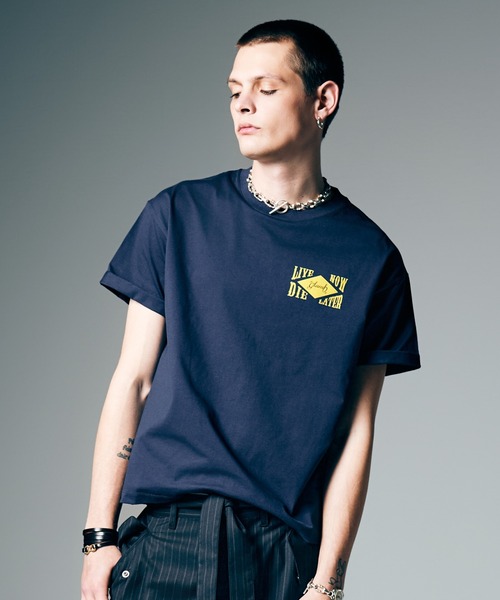 glamb(グラム)の「Locals Only T-Shirt / ローカルズオンリーTシャツ(Tシャツ/カットソー・メンズ・ホワイト/ブラック/ネイビー・S/M/L)」の12枚目の写真