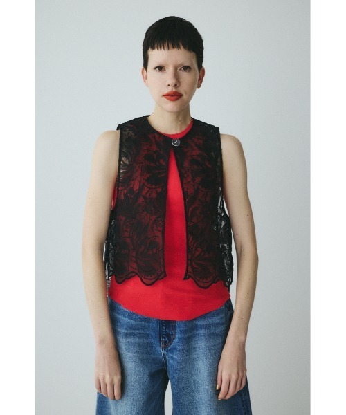 HeRIN.CYE(ヘリンドットサイ)の「Lace vest レースベスト(ベスト・レディース・オフホワイト/ブラック/ベージュ・FREE)」の3枚目の写真