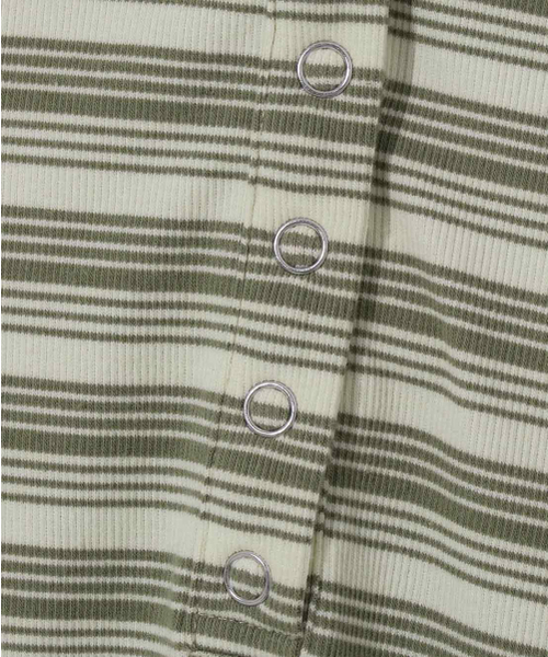 EUGGEN(ユジェン)の「ボタンフードパーカー ストライプ ロングスリーブTシャツ_クリーム&カーキ(パーカー・レディース・その他・SMALL/MEDIUM)」の6枚目の写真