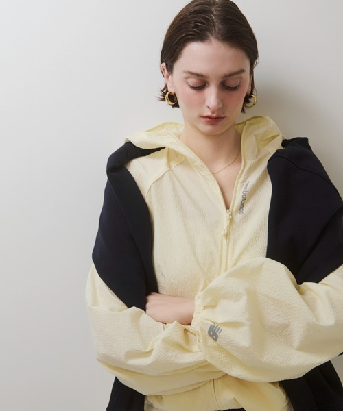 NEW BALANCE（ニューバランス）の「【New Balance for emmi】マルチファンクションジャケット（ナイロンジャケット・レディース・イエロー・M）」の4枚目の写真