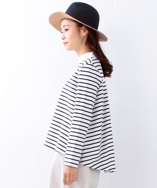 Ray BEAMS（レイビームス）の「◇【ラブリ着用】Ray BEAMS / ロングテール フレア ハイネック（Tシャツ/カットソー・レディース・その他1/ネイビー・ONE SIZE）」の10枚目の写真