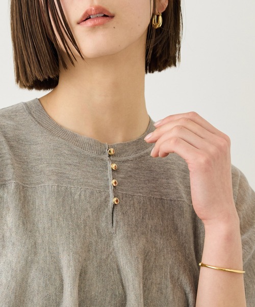 ROPE'（ロペ）の「LEVITA ティアードフリルニットプルーオーバー/接触冷感・イージーケア（Tシャツ/カットソー・レディース・ブラック/レッド/ベージュ・FREE）」の4枚目の写真