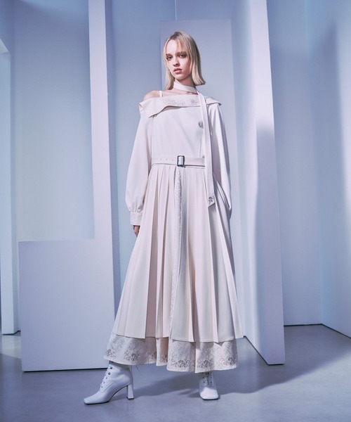 HARE（ハレ）の「【NANA×HARE】ワンショルダージャガードキリカエワンピース（ワンピース・レディース・ブラック/オフホワイト・MEDIUM/SMALL）」の2枚目の写真