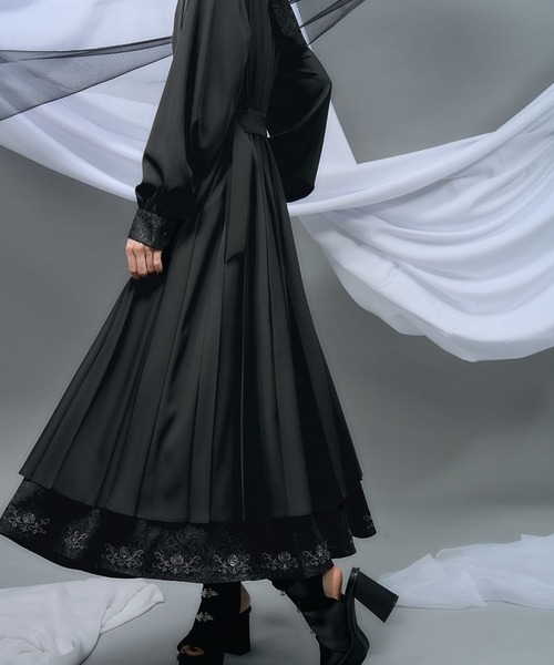 HARE（ハレ）の「【NANA×HARE】ワンショルダージャガードキリカエワンピース（ワンピース・レディース・ブラック/オフホワイト・MEDIUM/SMALL）」の14枚目の写真