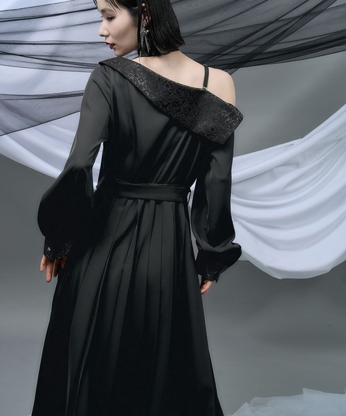 HARE（ハレ）の「【NANA×HARE】ワンショルダージャガードキリカエワンピース（ワンピース・レディース・ブラック/オフホワイト・MEDIUM/SMALL）」の15枚目の写真