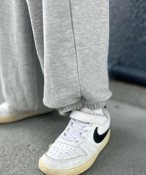 MPS(エムピーエス)の「【MPS】スウェットワイドパンツ (センターシーム / 総ゴムウエスト / ポケット3つ)(その他パンツ・キッズ・ブラック/グレー・110/120/130/150/160/140)」の19枚目の写真