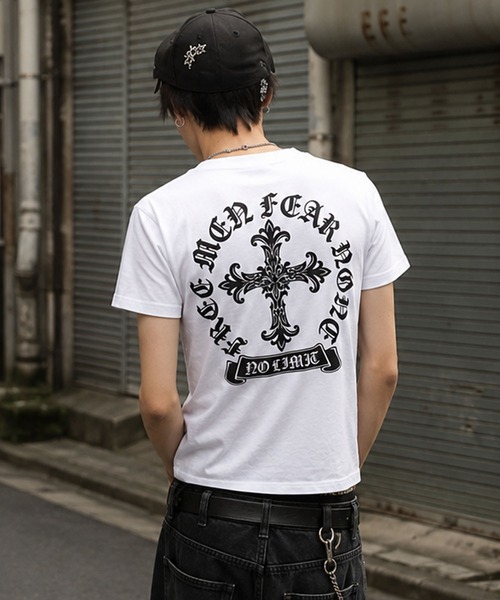 SPINNS（スピンズ）の「短丈クロスバックプリント半袖Tシャツ/ワンポイント（Tシャツ/カットソー・メンズ・ホワイト/ブラック/ブラック系その他/ウッドランド・ONESIZE）」の2枚目の写真