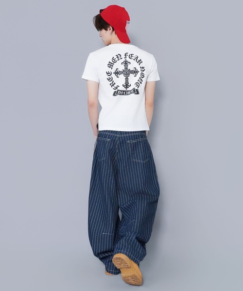 SPINNS（スピンズ）の「短丈クロスバックプリント半袖Tシャツ/ワンポイント（Tシャツ/カットソー・メンズ・ホワイト/ブラック/ブラック系その他/ウッドランド・ONESIZE）」の21枚目の写真