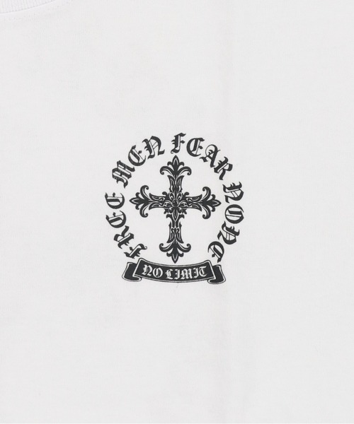 SPINNS（スピンズ）の「短丈クロスバックプリント半袖Tシャツ/ワンポイント（Tシャツ/カットソー・メンズ・ホワイト/ブラック/ブラック系その他/ウッドランド・ONESIZE）」の5枚目の写真